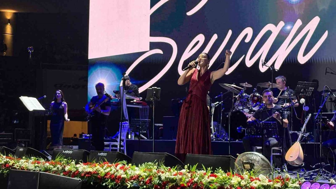 Kayseri’de Sevcan Orhan rüzgarı esti