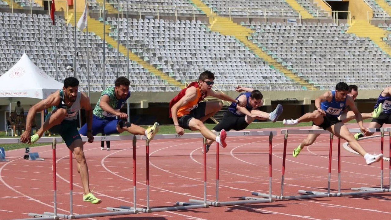 Aydınlı sporcu 110 metre engellide Türkiye rekoru kırdı