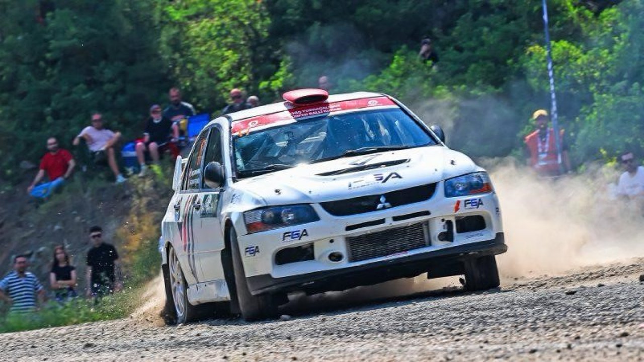 Osmangazi’de 50. Yeşil Bursa Rallisi nefes kesti