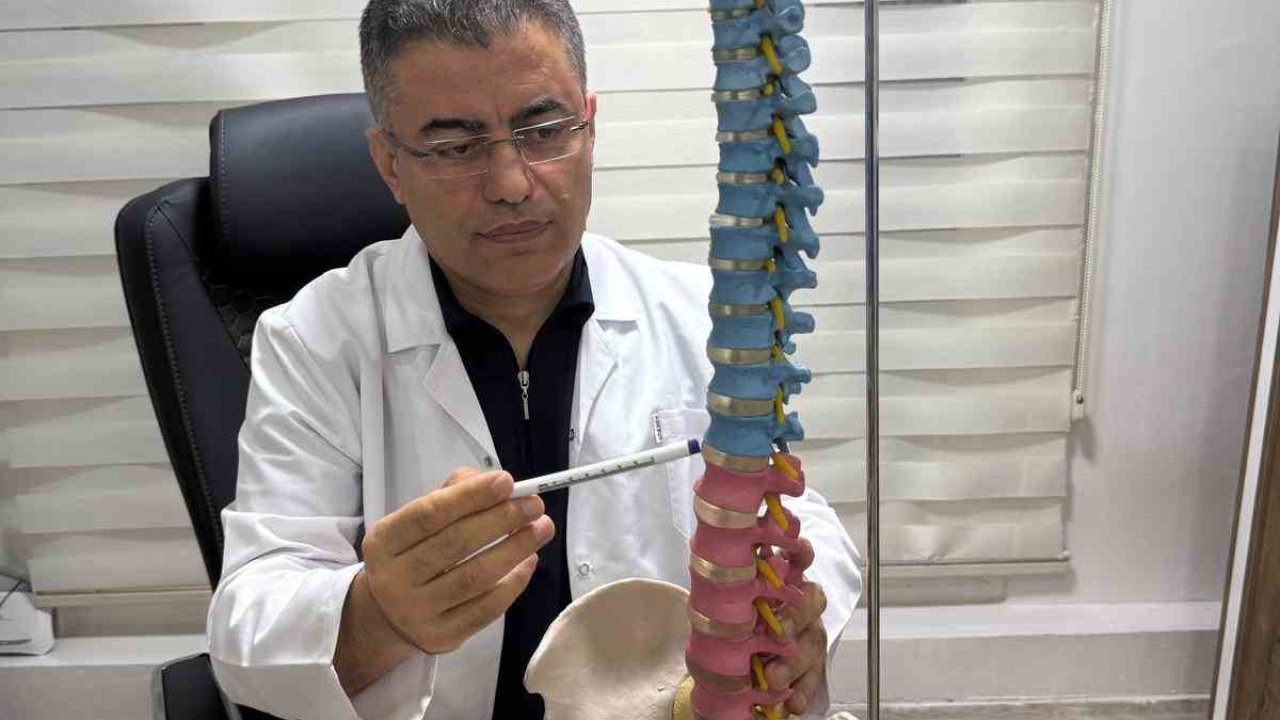 Prof. Dr. İrfan Koca: "Bel fıtığı artık gençlerin de sorunu"