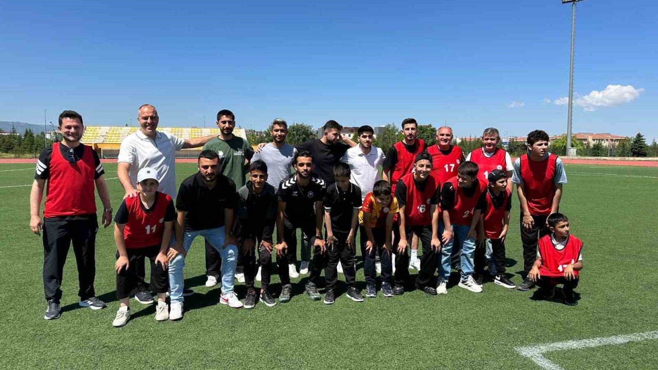 Erciyes Üniversitesi’nde anlamlı dostluk turnuvası