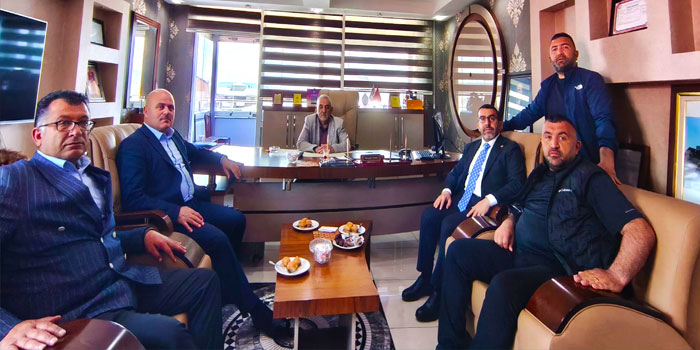 AK Parti Kars Milletvekili Çalkın ve İl Başkanı Sancar'dan Muzaffer Yağcı'ya Hac Ziyareti