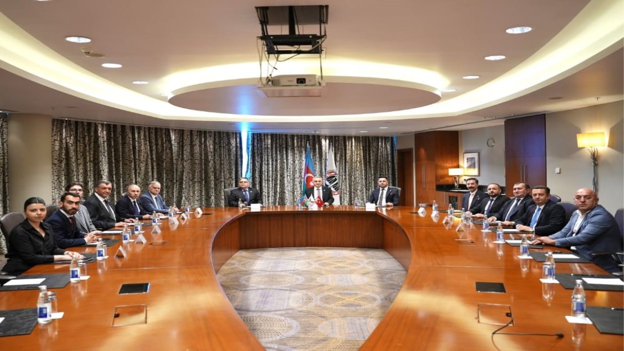 Türkiye ve Azerbaycan Baroları Ortak Projeler İçin Masaya Oturdu