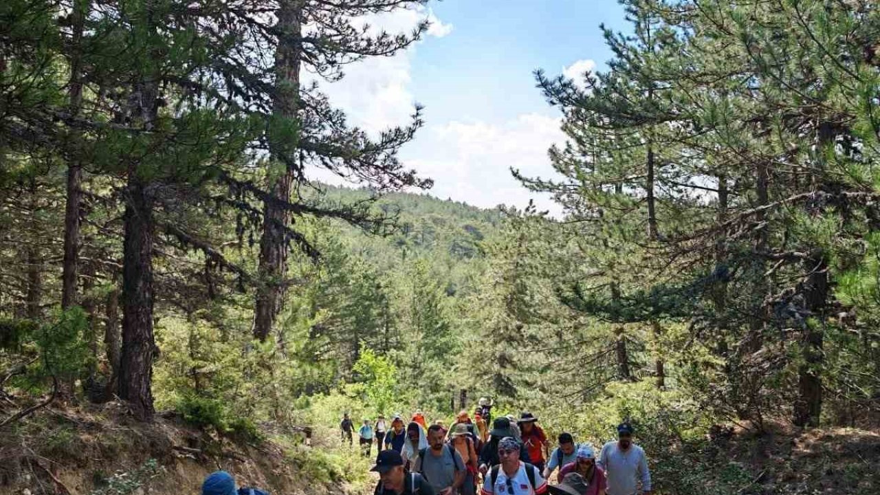 AFDOS, doğa tutkunlarını tarihi ve doğal güzellikleriyle öne çıkan Çukurca’da buluşturdu
