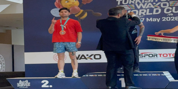 Karslı Sporcu Hasan Rashidi Kick Boks Dünya Kupası