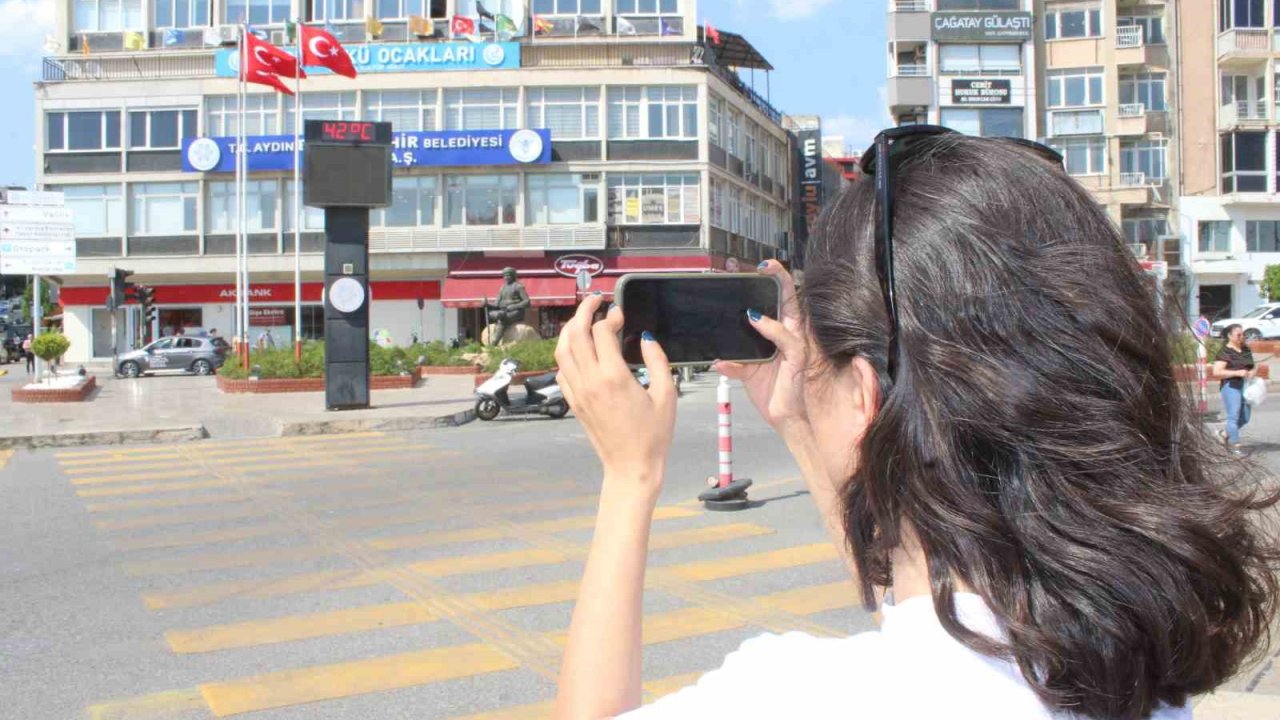 Aydın’da sıcaklar aniden  yükseldi, termometre 42 dereceyi gösterdi