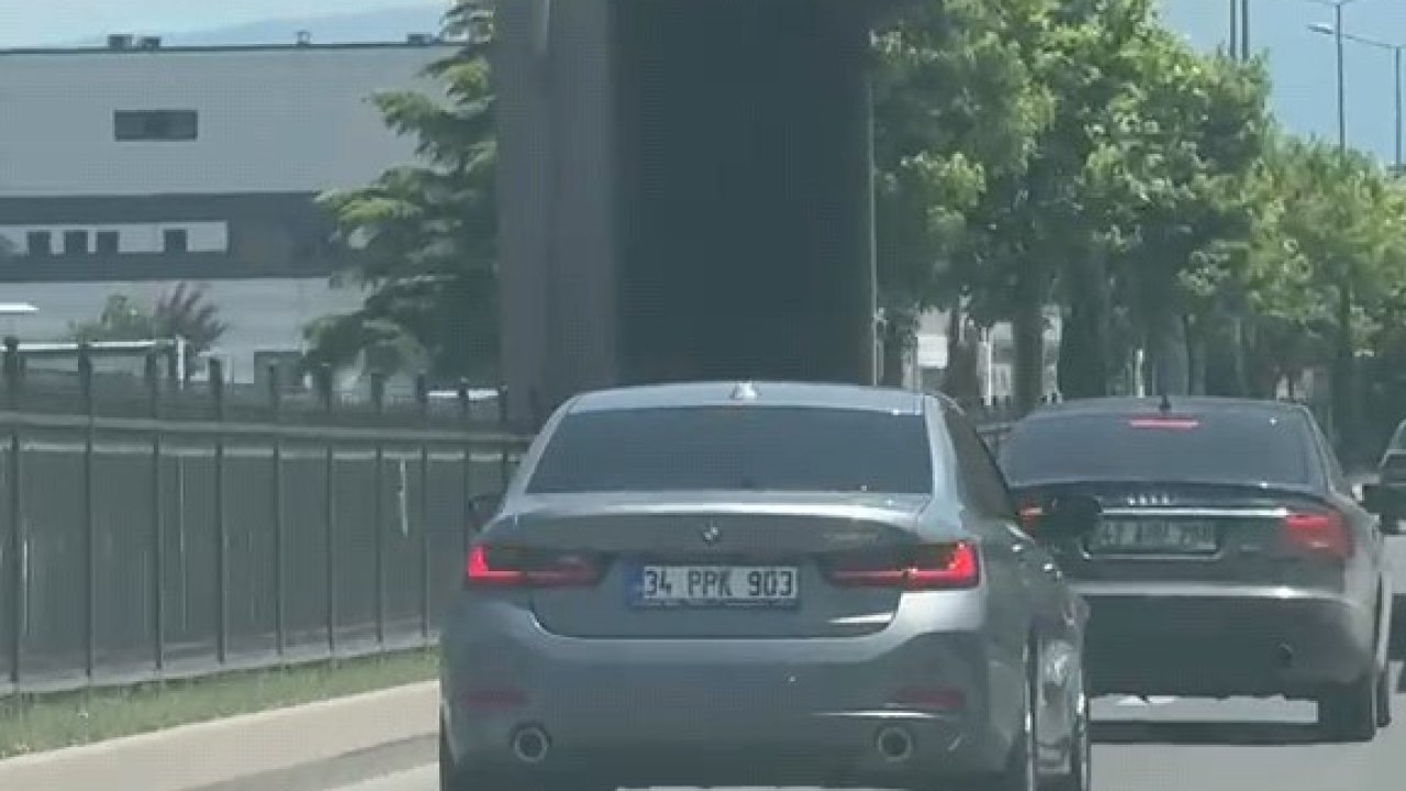 Trafikte tehlikeli seyreden sürücüye 22 bin lira ceza