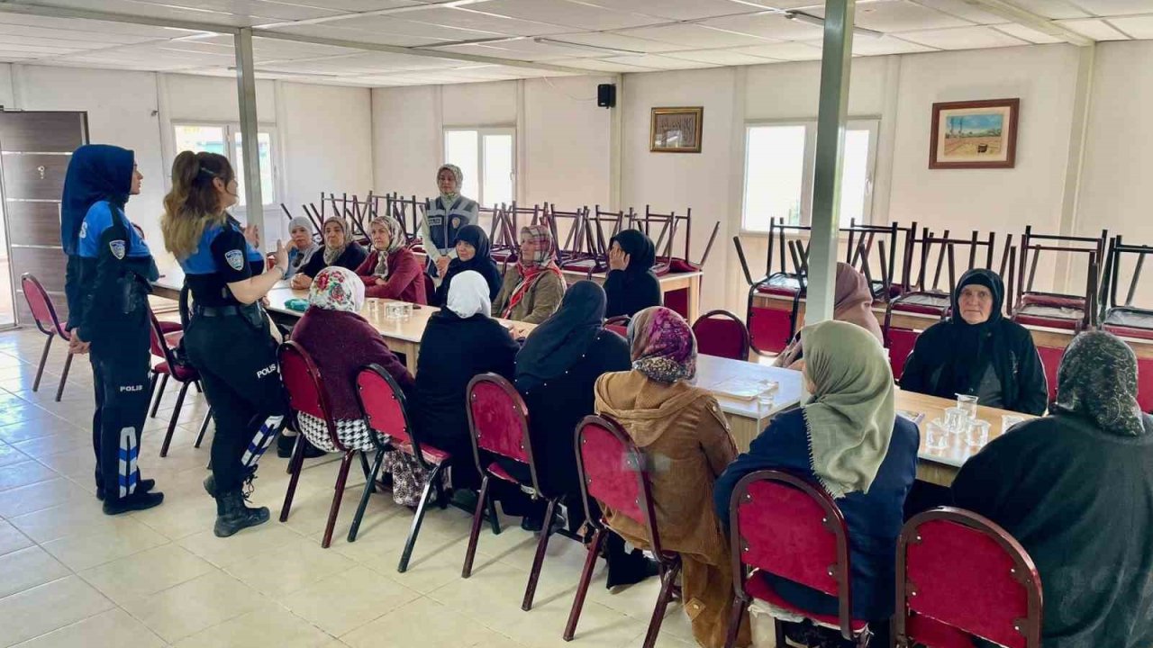 Kars’ta "Emniyetli mahallelerde ilk yardım farkındalığı" projesi vatandaşlarla buluştu