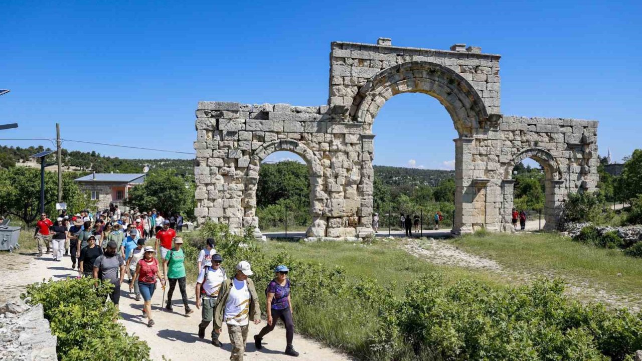 Mersin’de Tarihi Kilikya Yolunun 10’uncu etabı doğaseverleri