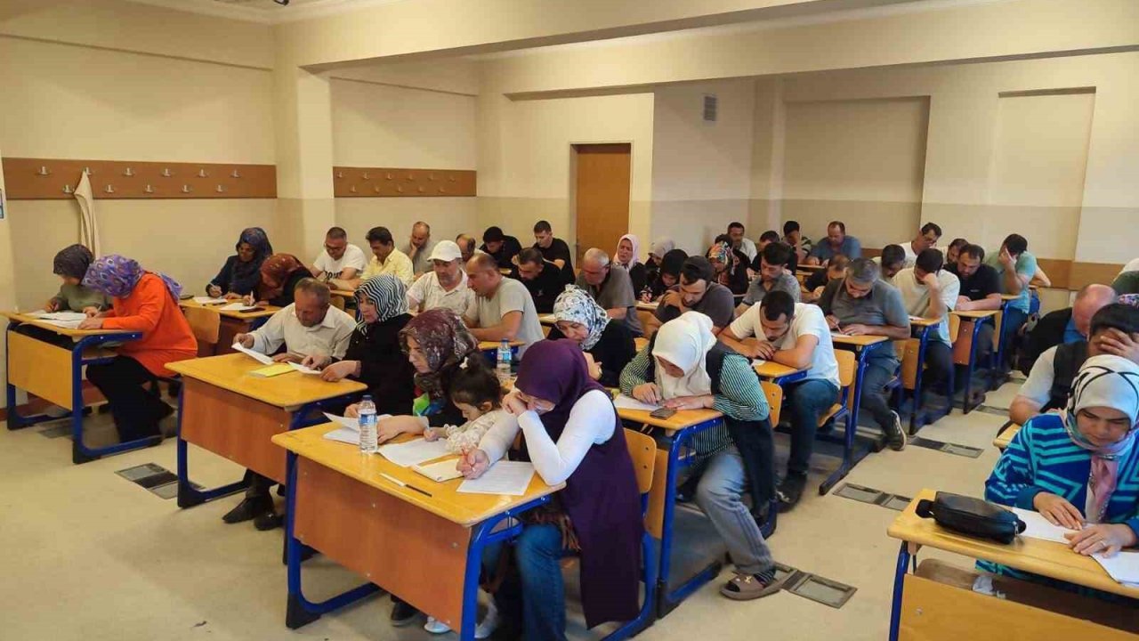 Simav’da Süt Sığırı Yetiştiricisi Kursu yoğun ilgi görüyor