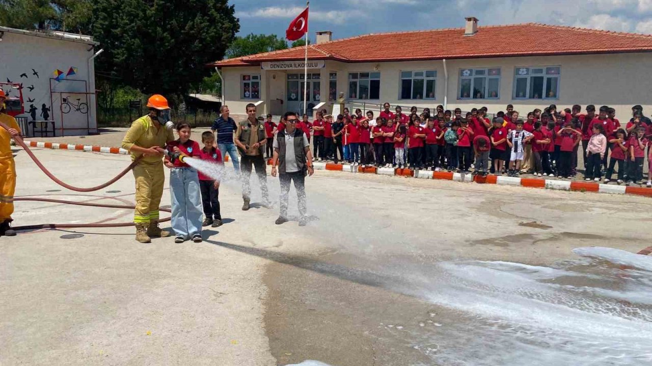 Muğla’da öğrencilere orman yangını tatbikatı yapıldı