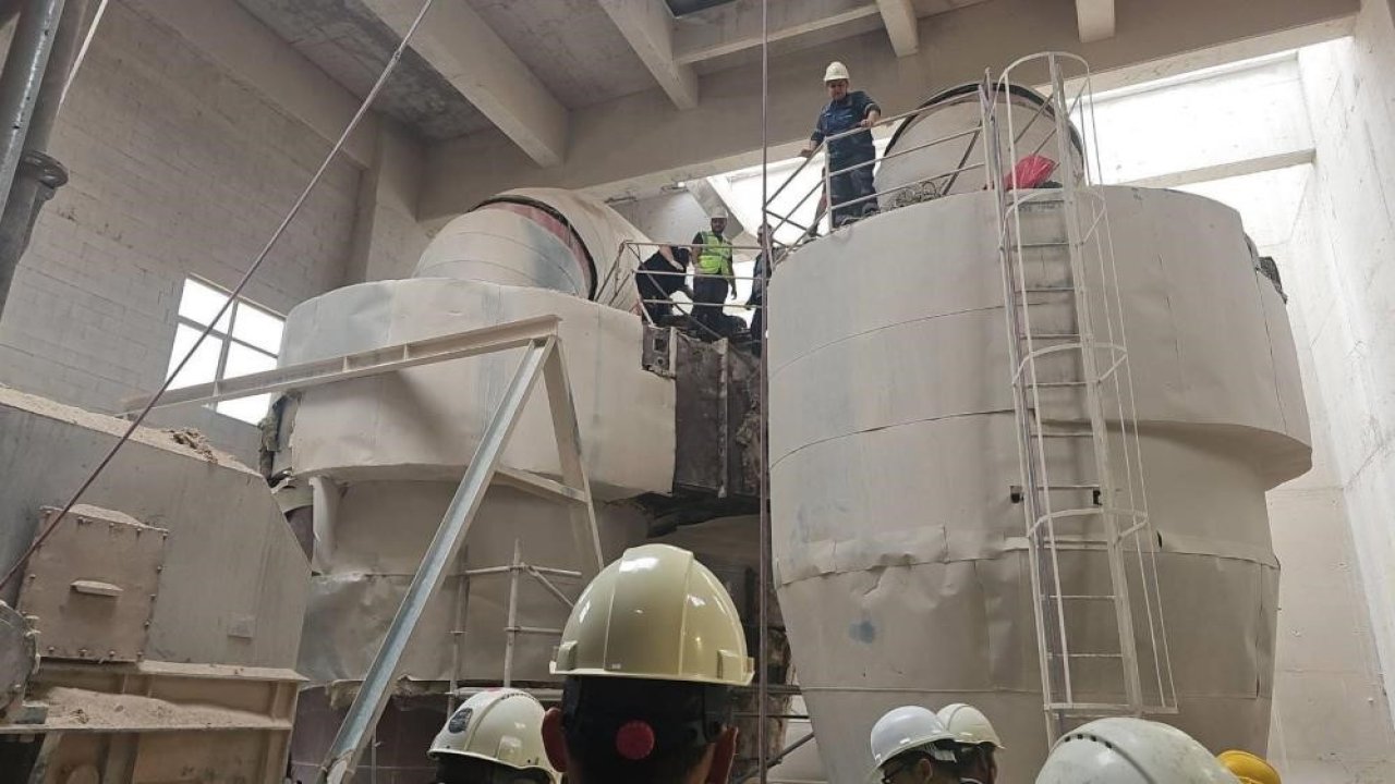 Safi Çimento Fabrikasında kazana düşerek ağır yara