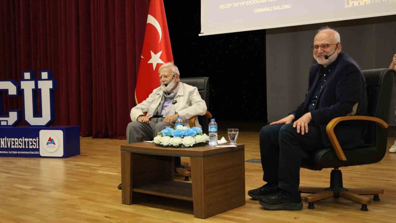 Ağrı’da Prof. Dr. Ökten ve Prof. Dr. Sayar’ın söyleşisine yoğun ilgi