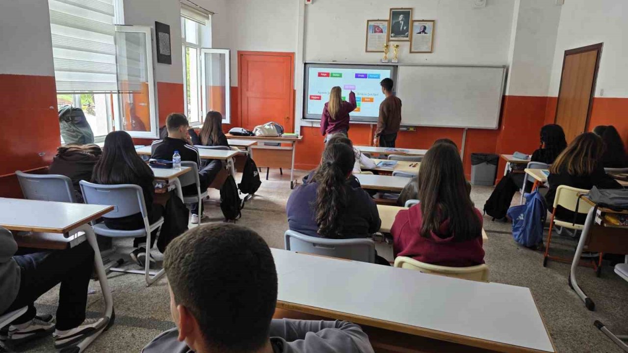 Yapay zekayla öğrenip ürettiler