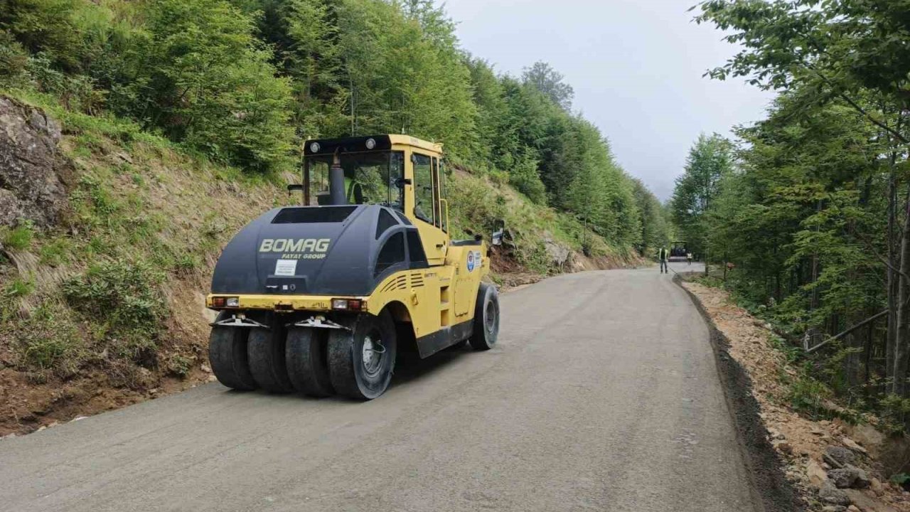Trabzon’da yayla yollarında yoğun mesai