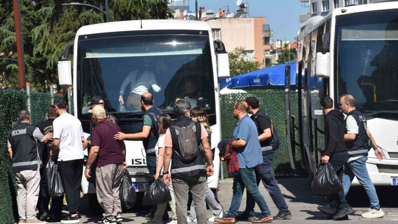 Ege Üniversitesi’ndeki yolsuzluk operasyonunda 41 şüpheli adliyede