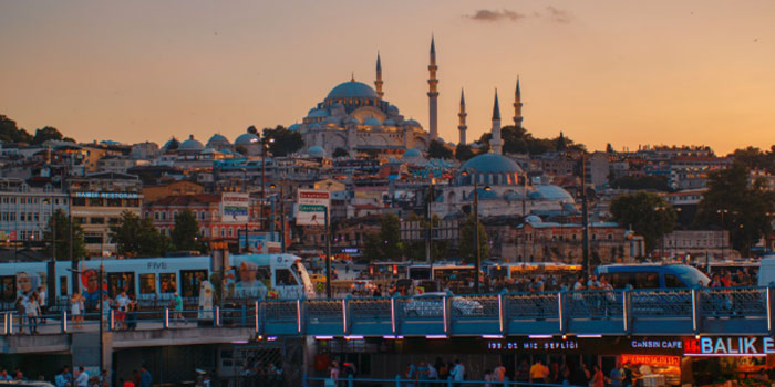 Anadolu'dan İstanbul'a Taşınacaklar İçin Kapsamlı Rehber: Doğru Evi Bulmanın İpuçları