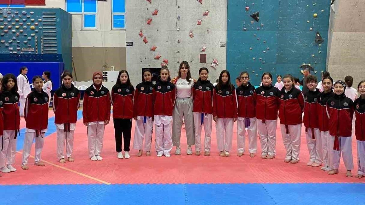 Tekvando İl Şampiyonası’nda İlkadım rüzgarı