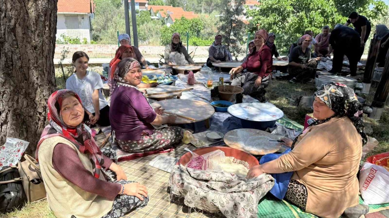 Gördes Huzurevi’nden milli takıma yürekten destek