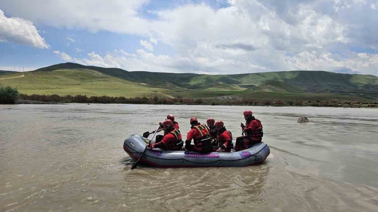 Aras Nehri’nde kaybolan çoban 101 personel tarafından aranıyor