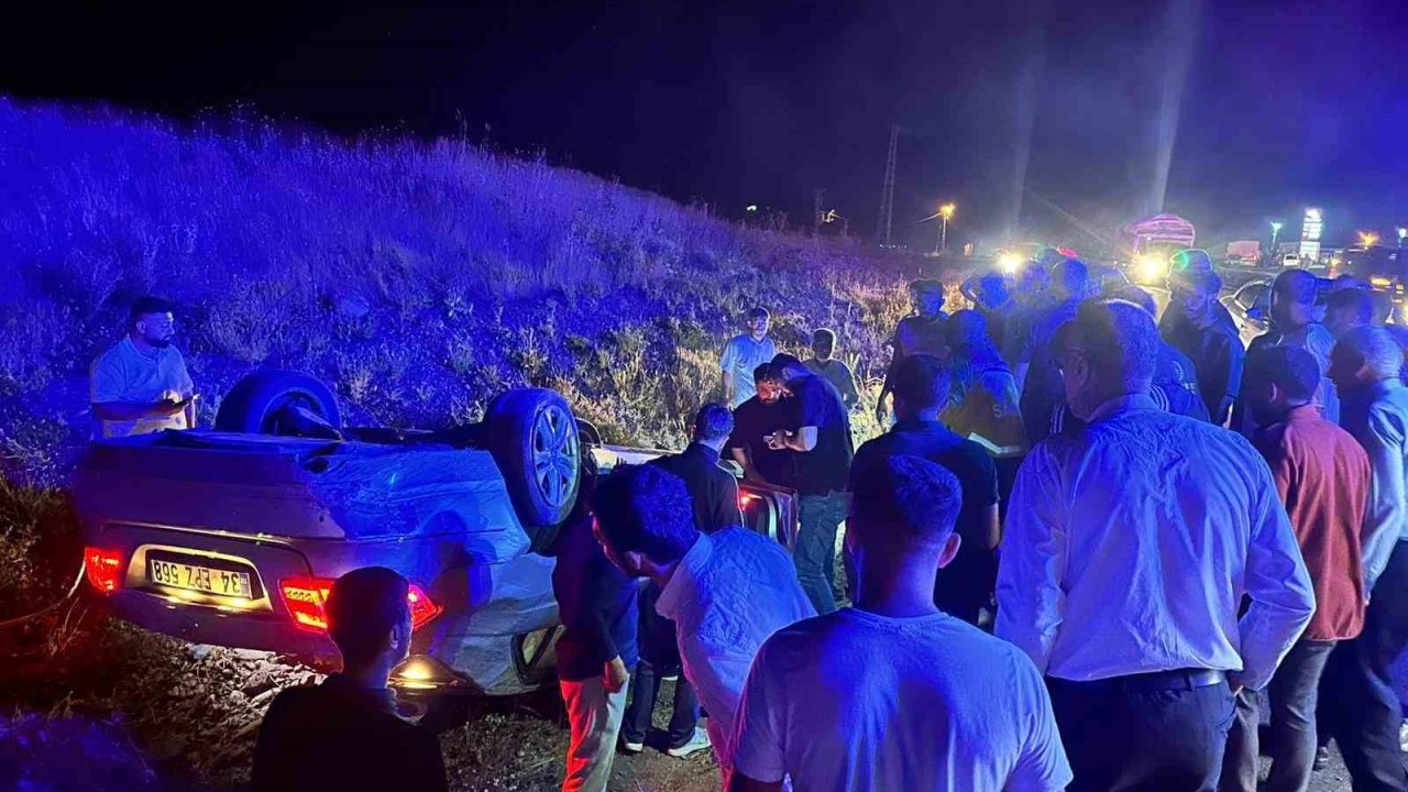 Bingöl’de otomobil takla attı: 1 yaralı
