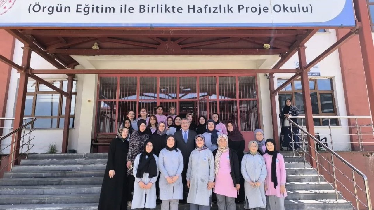 Örgün eğitimle birlikte hafızlık eğitimi