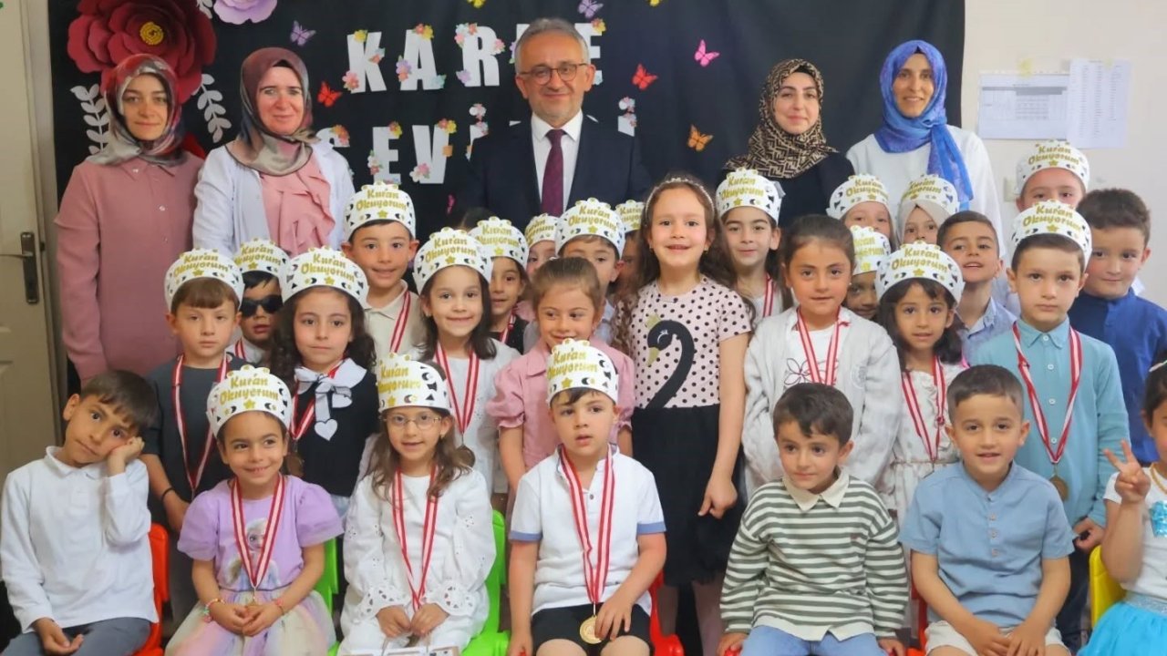 Bayburt’ta Kur’an kursu öğrencileri karne sevinci yaşadı