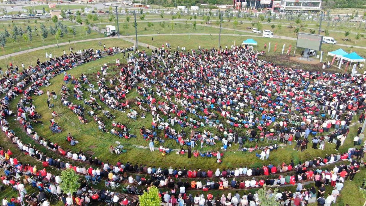 Malatyalılar milli heyecanı Yüzüncü Yıl Kent Parkı’nda yaşadı