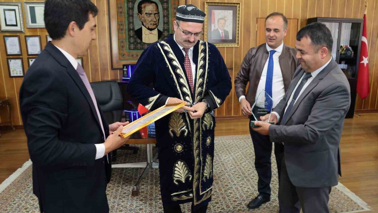 Atatürk Üniversitesi, kardeş coğrafyalardaki üniversiteler için tecrübesini paylaşıyor