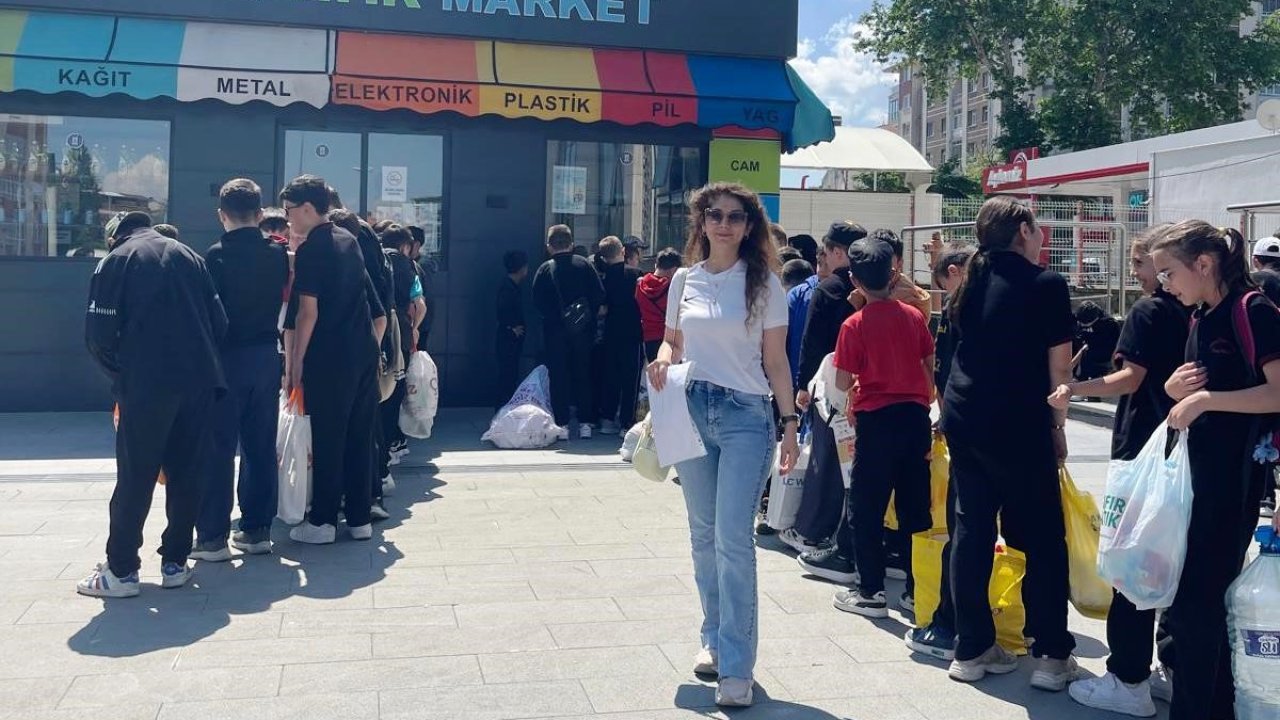 Kütahya Ahteri İmam Hatip Ortaokulu’ndan Sıfır Atık projesine anlamlı destek