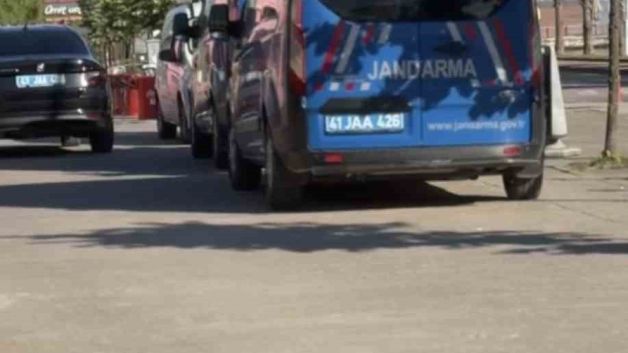 Kocaeli’de rüşvet ve tefecilik operasyonunda 18 şüpheli yakalandı