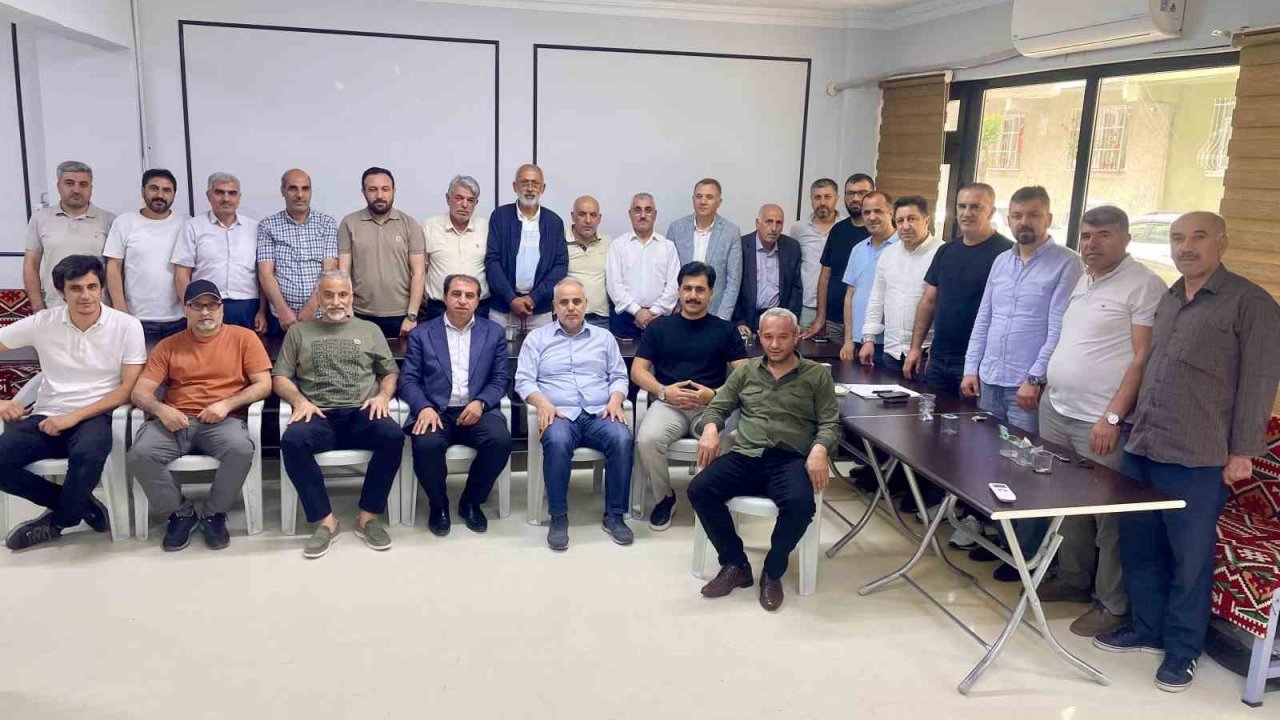 Alikanlılar Derneği’nde Abuzer Altun güven tazeledi