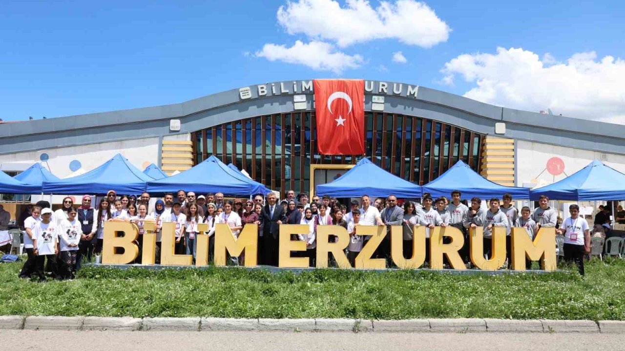 Bilim Fuarları Festivali Erzurum’da büyük bir coşkuyla gerçekleştirildi