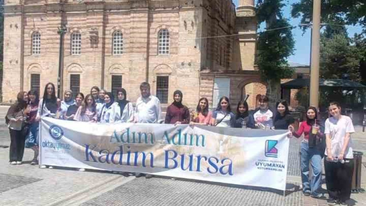 Yıldırımlı gençler tarihi yerinde keşfediyor