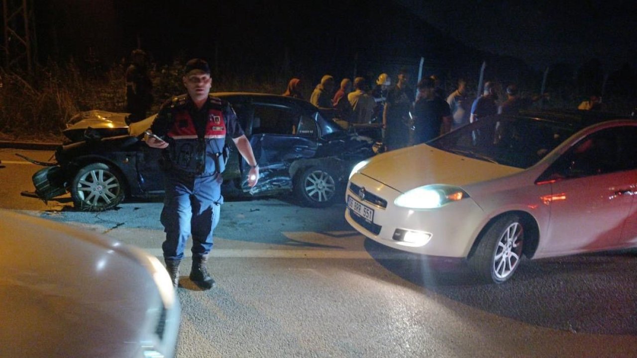 Kocaeli’de direğe çarpan otomobile arkadan gelen başka bir araç çarptı: 1 ölü