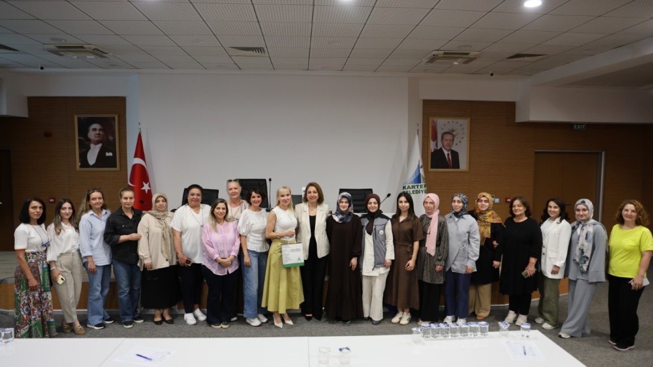 Kartepe’de belediye çalışanlarına stresle başa çıkma yöntemleri anlatıldı