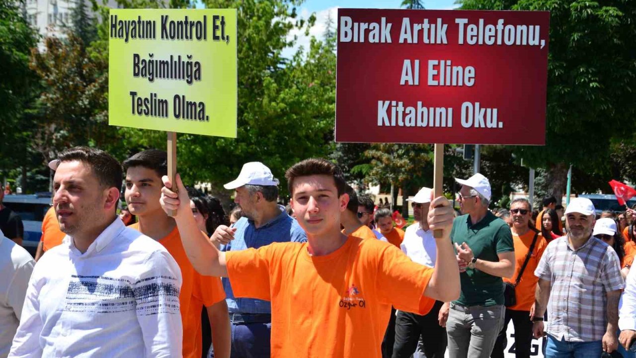 Çorum’da bağımlılığa karşı farkındalık yürüyüşü