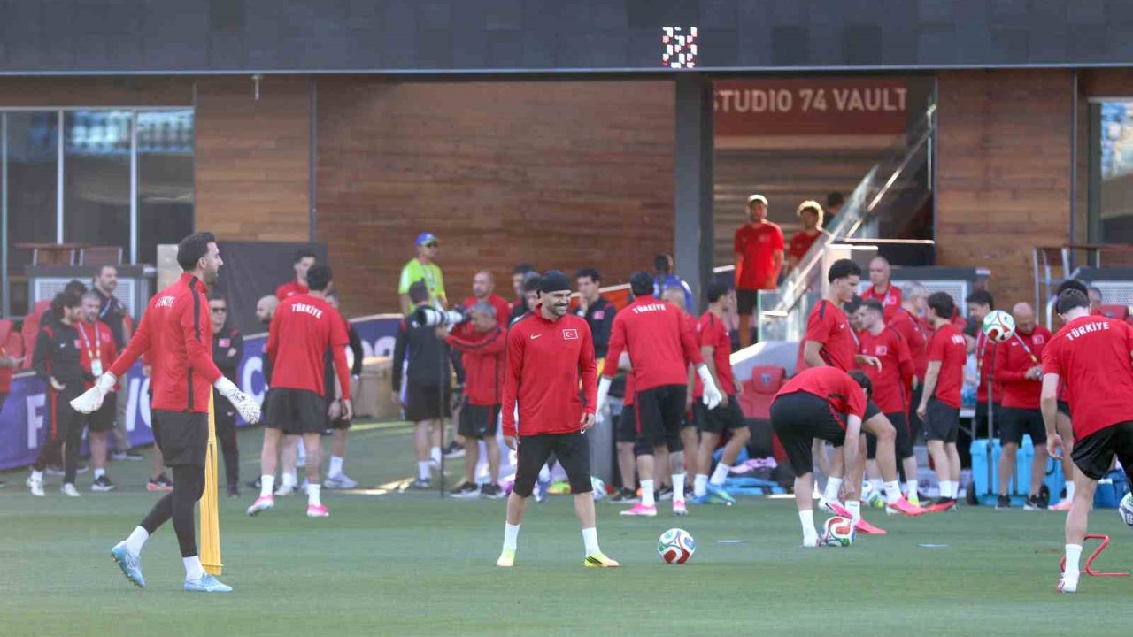 A Milli Futbol Takımı, San Francisco’daki ilk antrenmanını yaptı