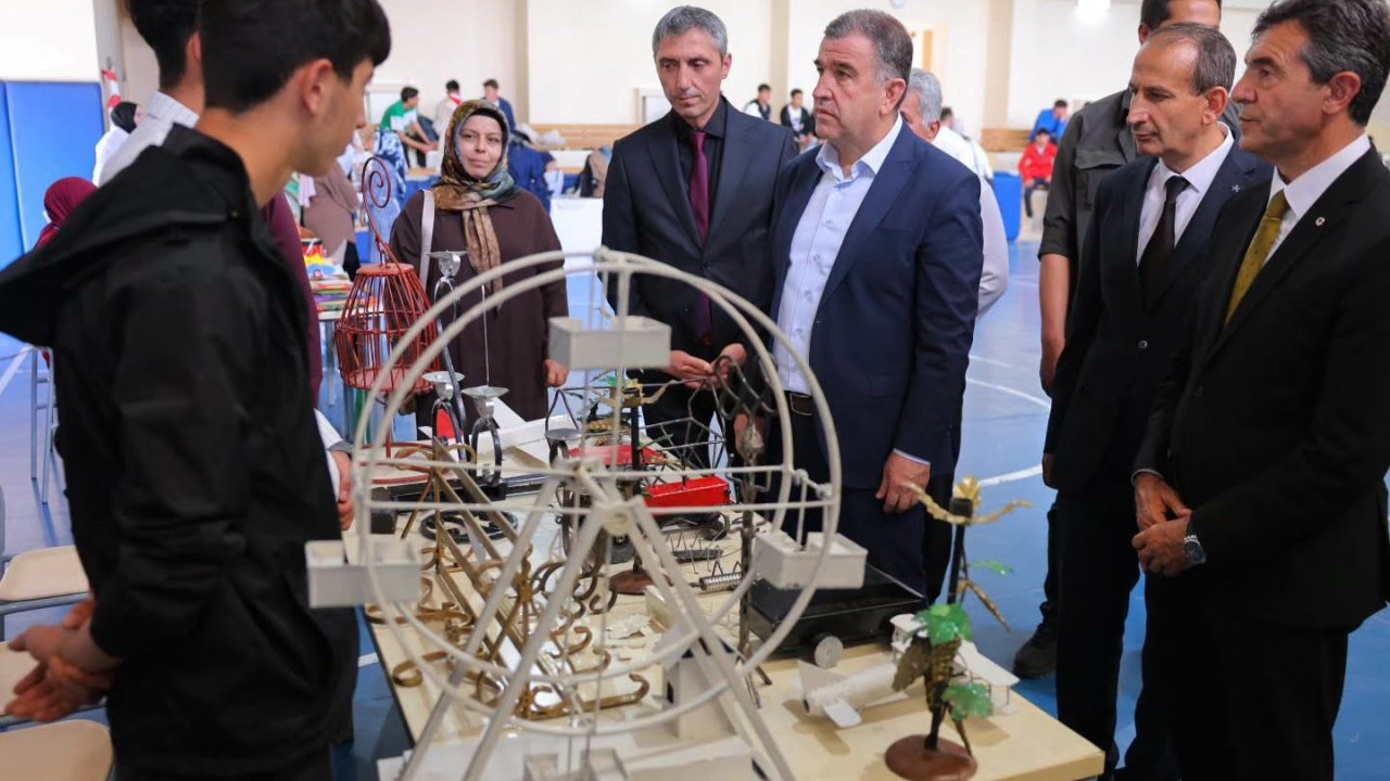Bayburt’ta Mesleki ve Teknik Eğitim Fuarı düzenlendi
