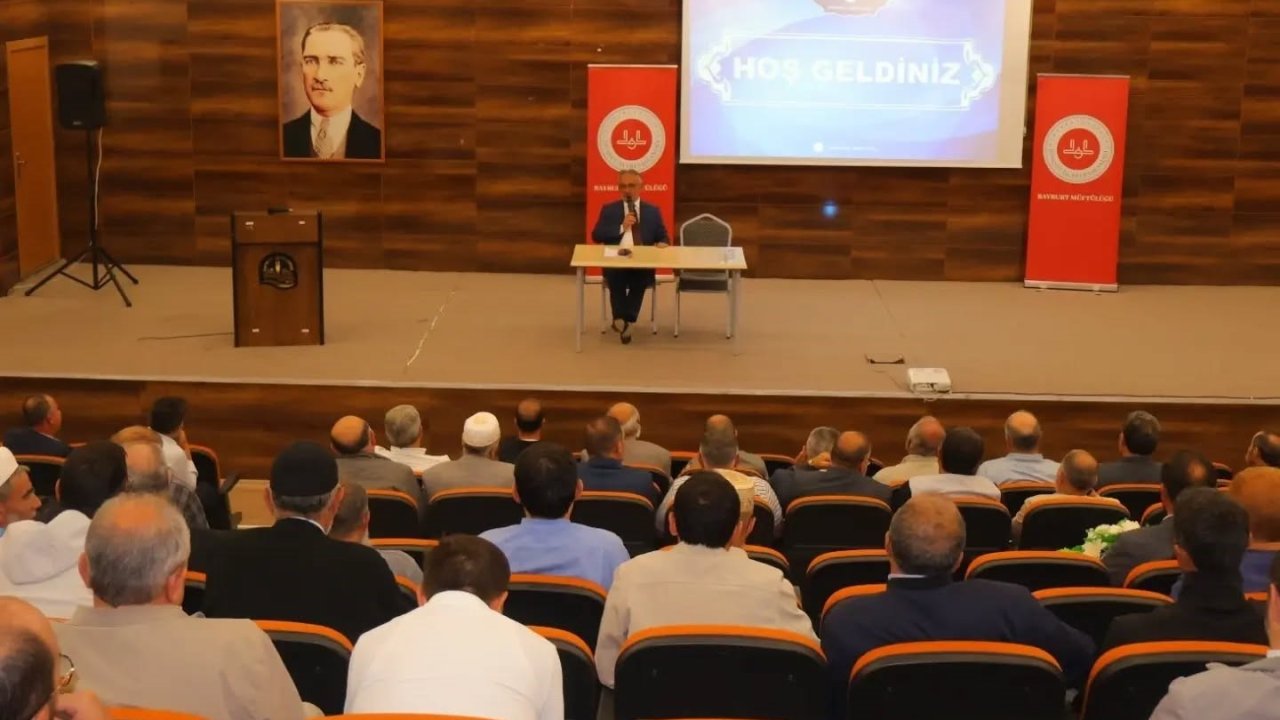 Bayburt’ta yaz Kur’an kursları semineri düzenlendi