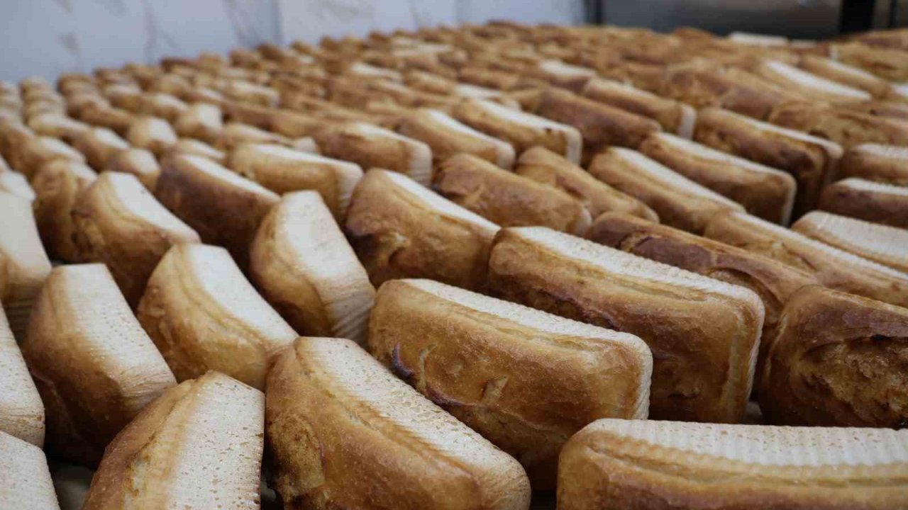 Haliliye’de glutensiz ekmek fırını binlerce vatandaşın ihtiyacına yanıt veriyor