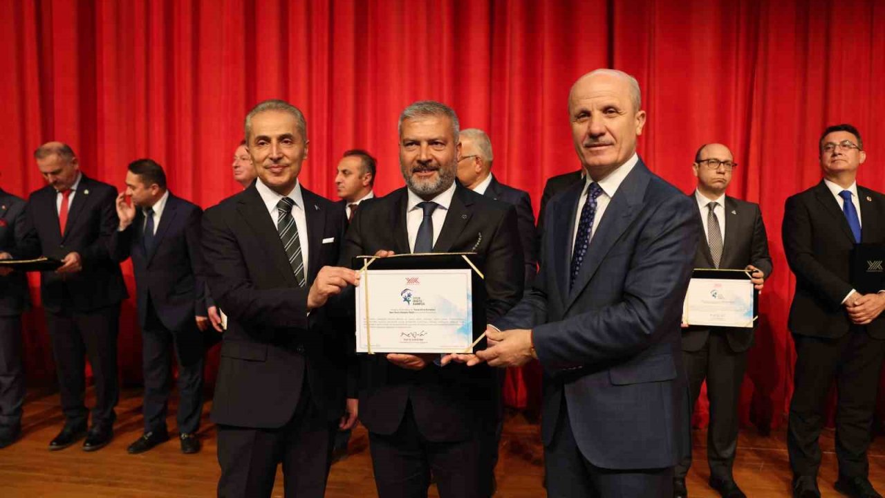 Anadolu Üniversitesine "Spor Dostu Kampüs" ödülü