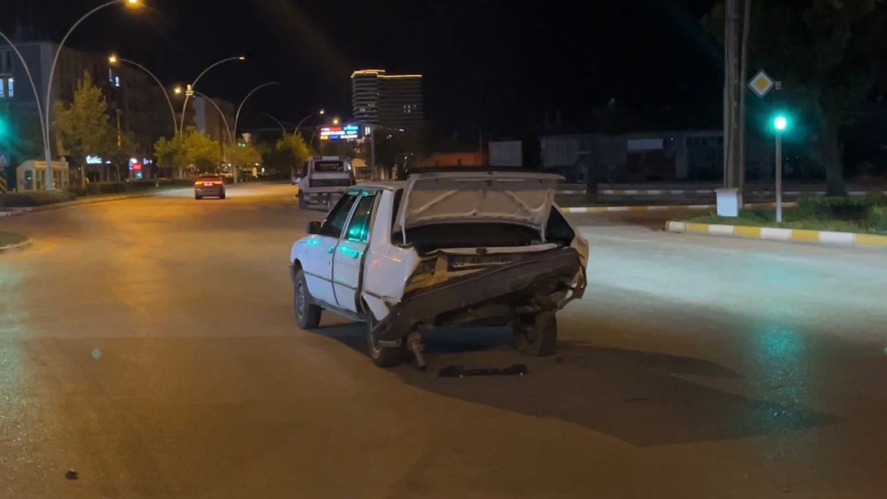 Çorum’da kazaya karışan sürücü aracını bırakıp kaçtı