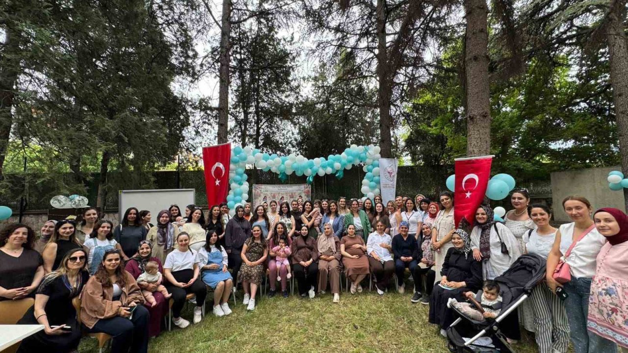 Eskişehir’de ’Ebe-Gebe-Anne-Bebek Buluşması Etkinliği’ düzenlendi