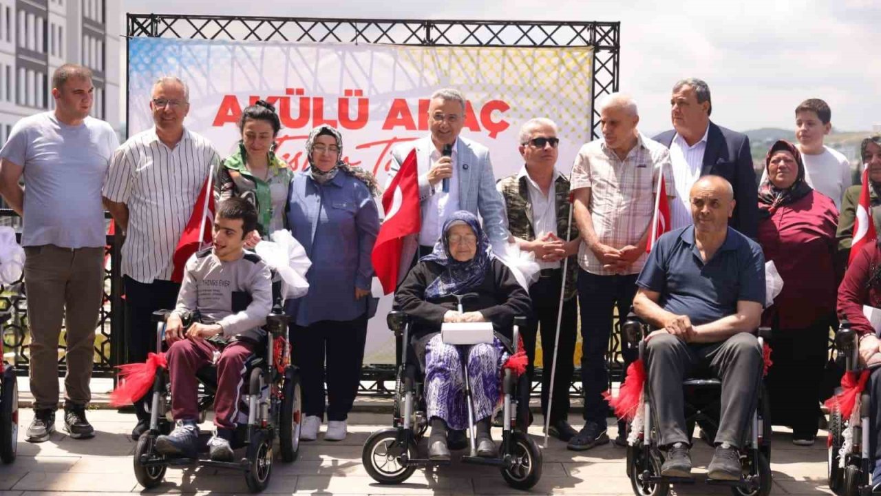 İlkadım’da engelli araçları ihtiyaç sahiplerine ulaştırıldı