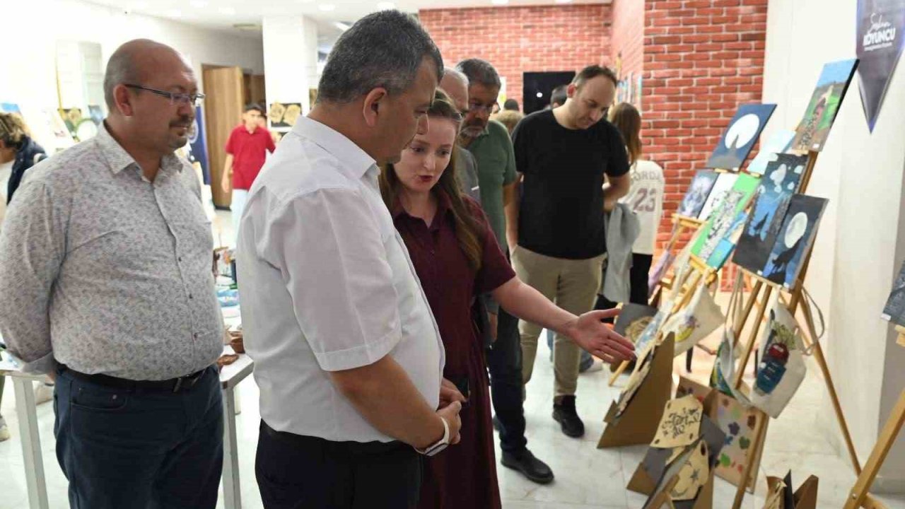 Emirdağ Mithatpaşa Ortaokulu’ndan ‘Sanat Şöleni’