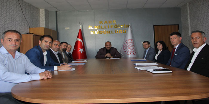 Kars'ta 2026-2027 Eğitim Yılı Taşımalı Eğitim Planlaması Masaya Yatırıldı