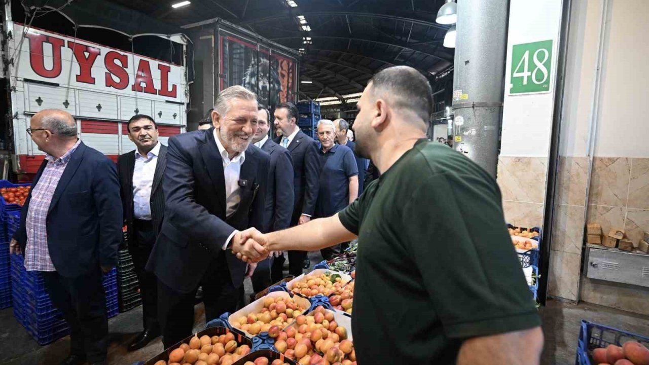 BTSO Başkanı İbrahim Burkay’dan Bursa Kent Hali’ne ziyaret