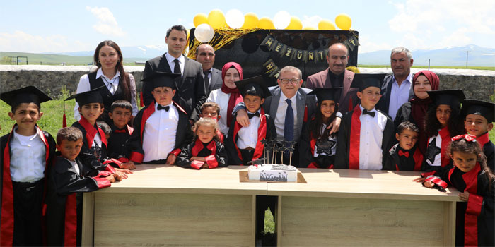 Vali Ziya Polat Selim Iğdır Köyü’nde Mezuniyet Coşkusuna Ortak Oldu