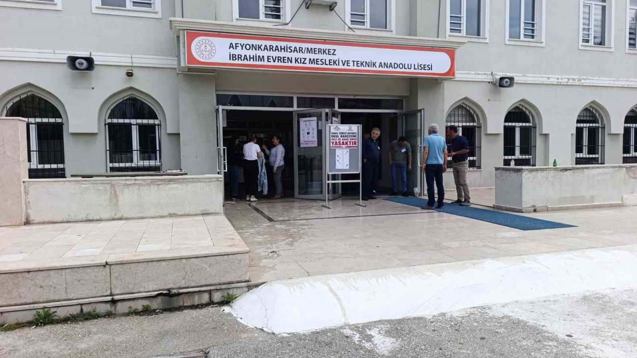 Afyonkarahisar’da YKS maratonu başladı